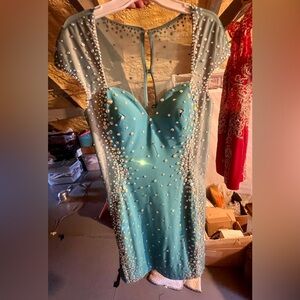 Exquisite beaded aqua size 4 short gown.